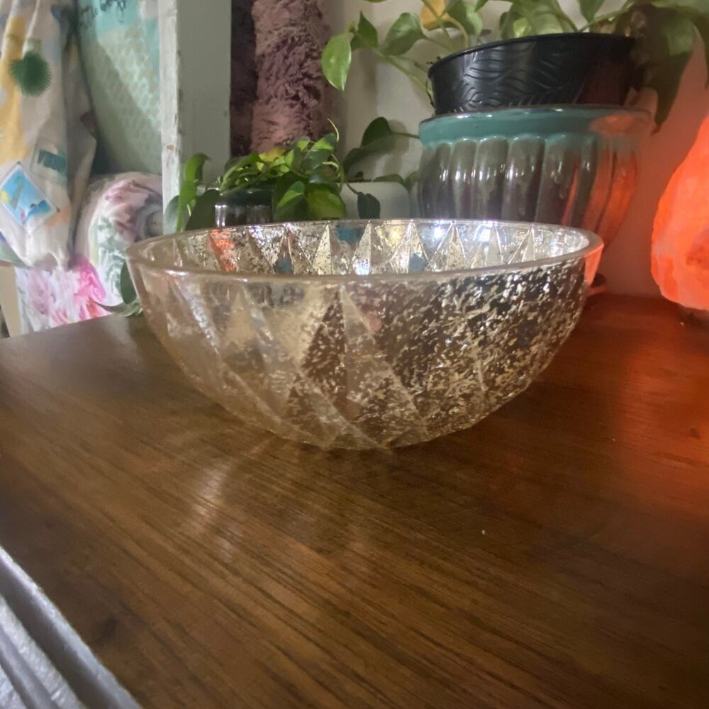 Vintage mercury style decorative silver bowl 8 inches